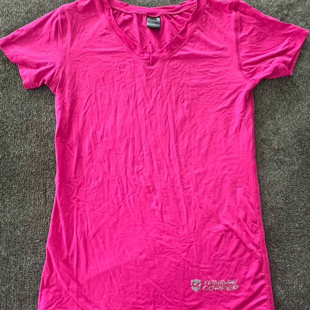 Women's Tommie Copper Pink V-Neck Top